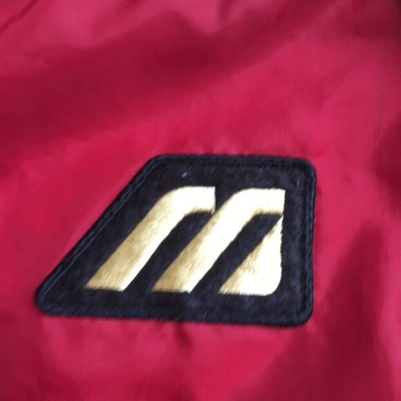 Mizuno Men 1/4 Zip Up Windbreaker Red Sz 38-40M - Picture 6 of 8